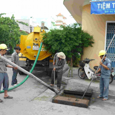 Hút bể phốt tại Quỳnh Lưu